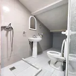 Late Nature House Gjirokaster *