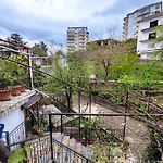 캠프장 Late Nature House Gjirokaster