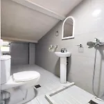 Late Nature House Campsite Gjirokaster